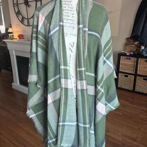 Old Navy Green and White Plaid Poncho